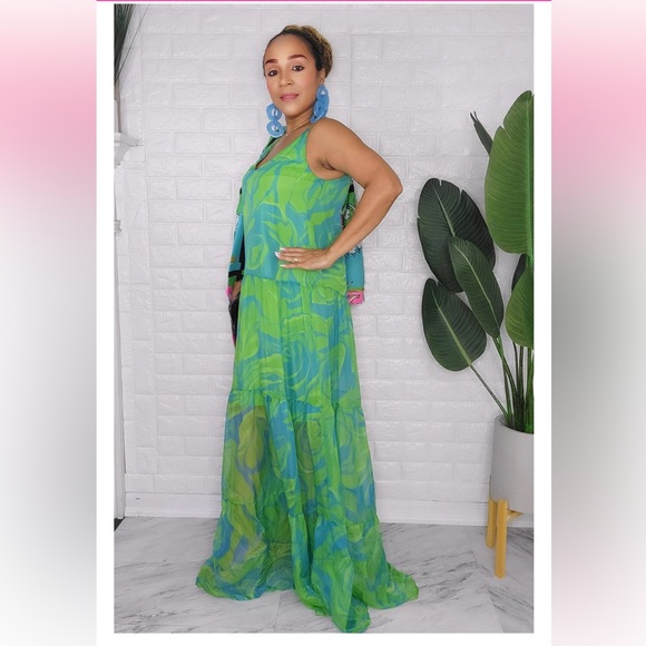 💚 Explosion (made in Turkey) Maxi Dress - Picture 2 of 11
